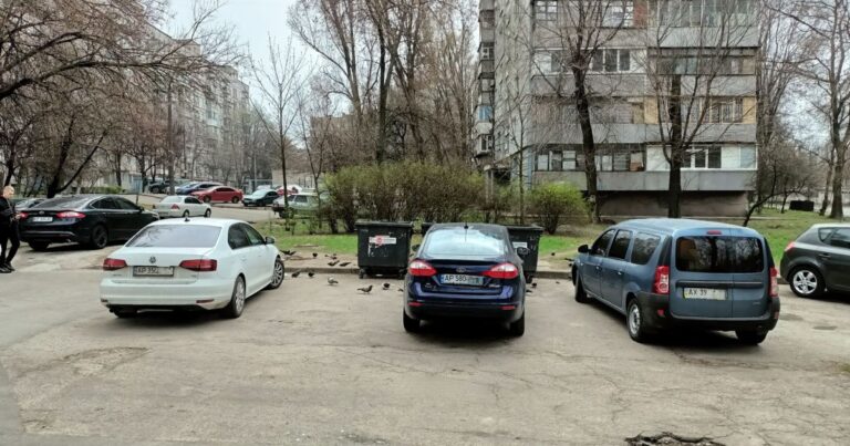 Безперешкодний доступ сміттєвозів до контейнерів- запорука вчасного вивезення побутових відходів